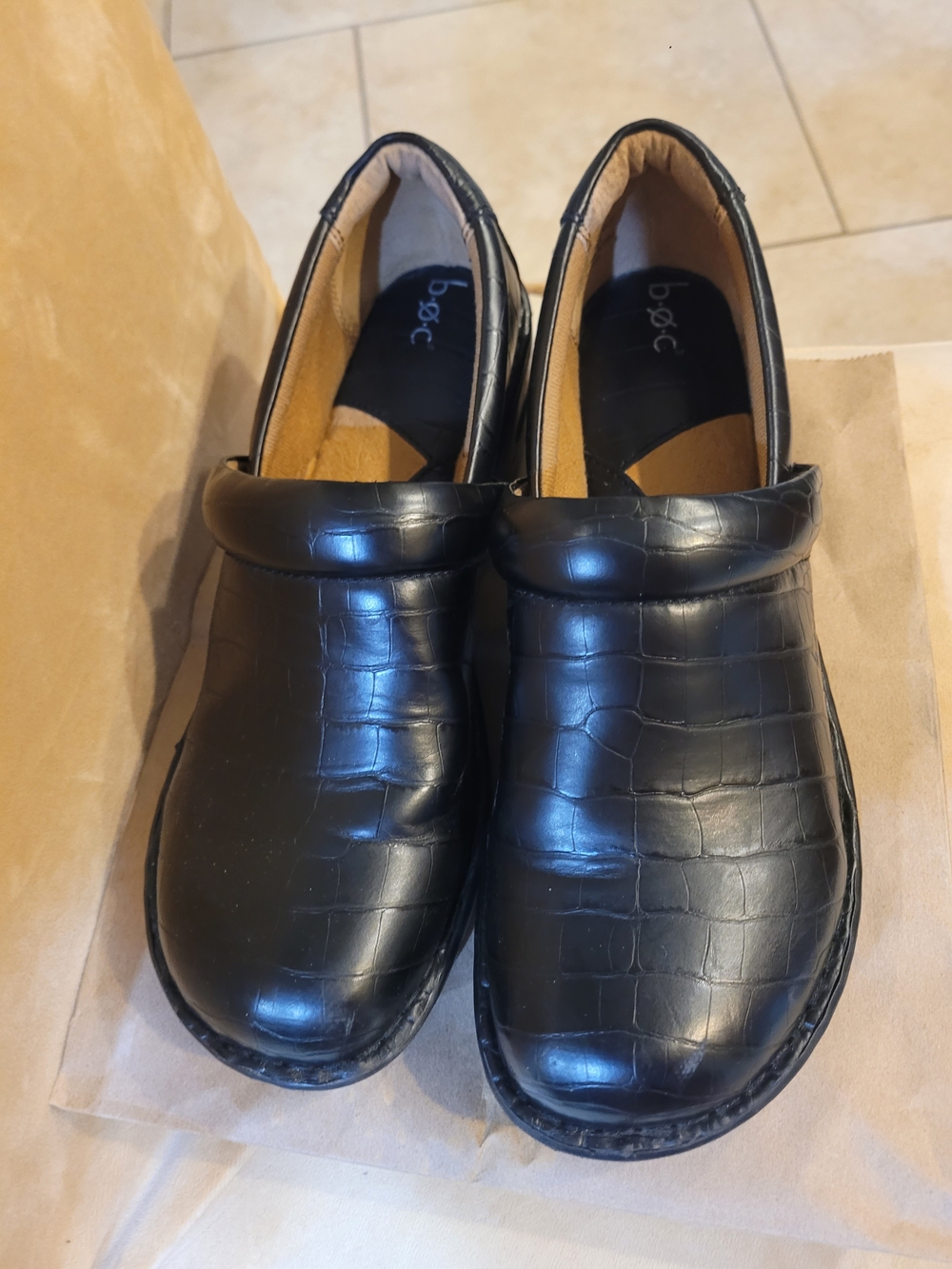 b.o.c. Women's Black Croc-Texture Slip-On Comfortable Work Shoe